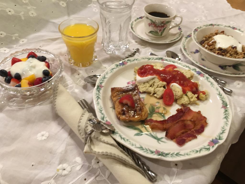 Ebenezer House Bed & Breakfast Burtonsville Buitenkant foto