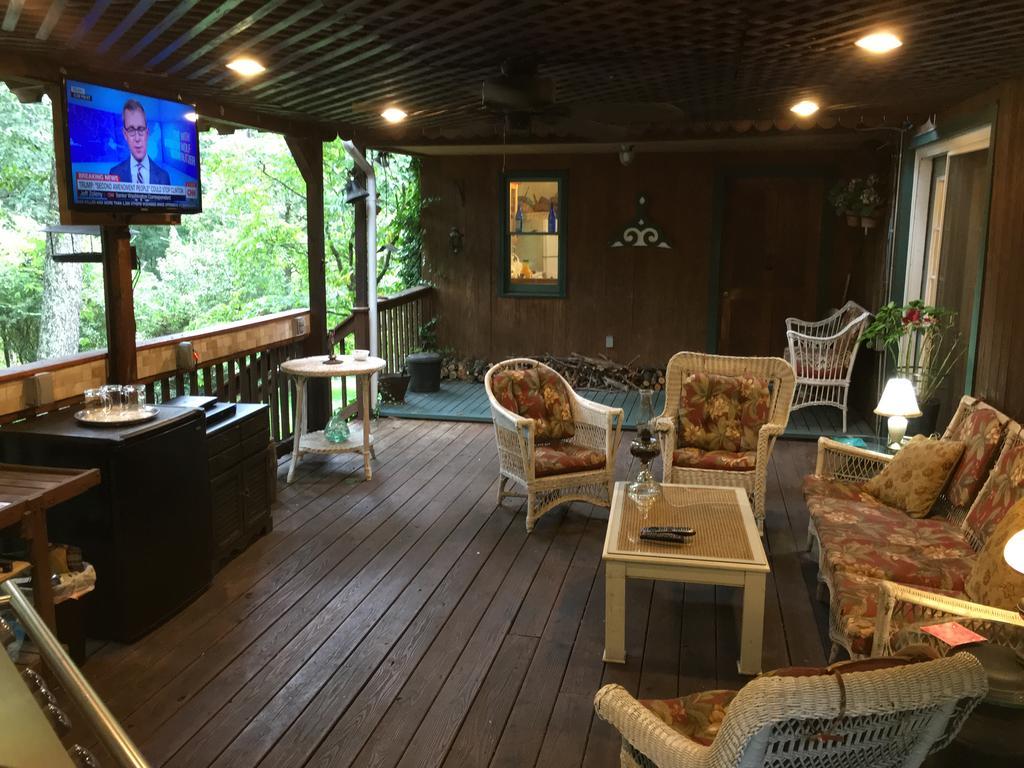 Ebenezer House Bed & Breakfast Burtonsville Buitenkant foto