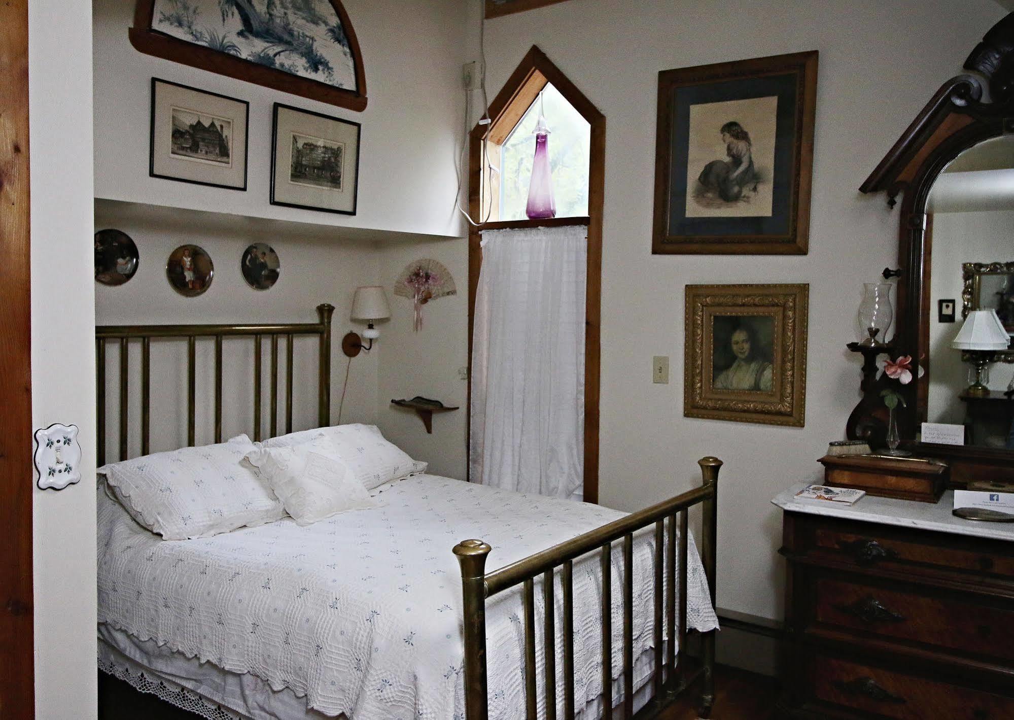 Ebenezer House Bed & Breakfast Burtonsville Buitenkant foto