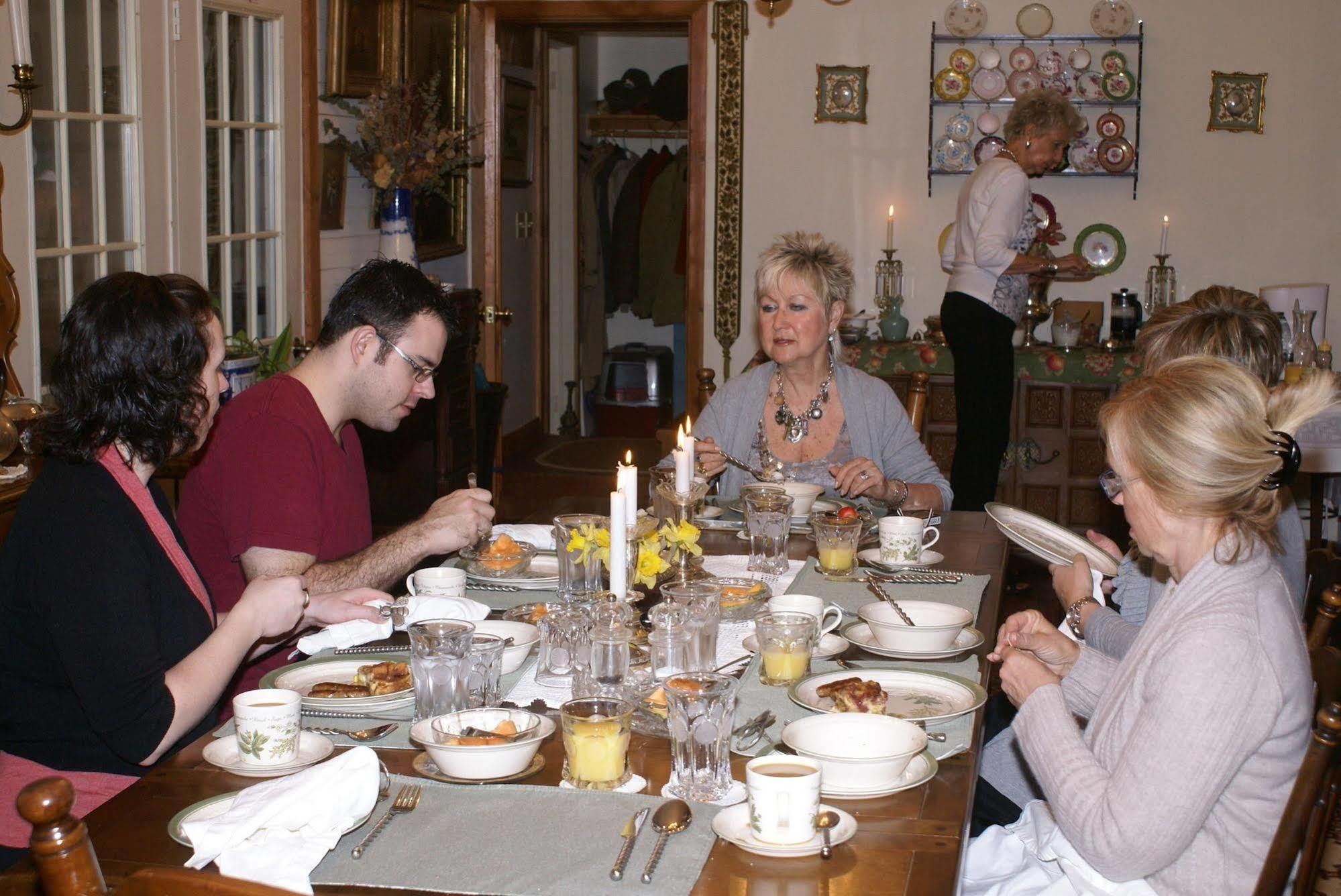 Ebenezer House Bed & Breakfast Burtonsville Buitenkant foto