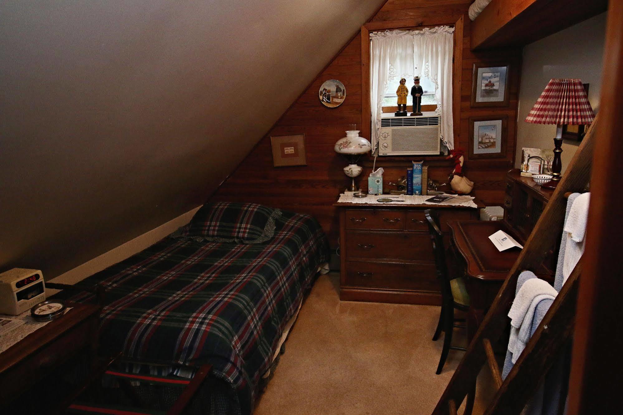 Ebenezer House Bed & Breakfast Burtonsville Buitenkant foto